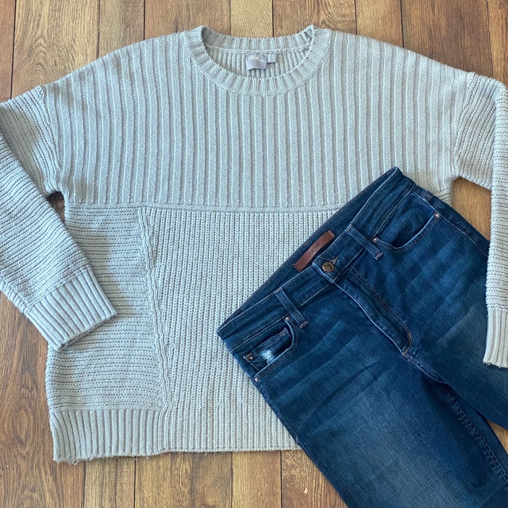 ASOS Long Sleeve Green Textured Pullover Knit Sweater. Size 8.
